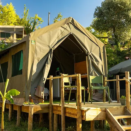 Safari Glamping Portugal Eagle Luxury tent