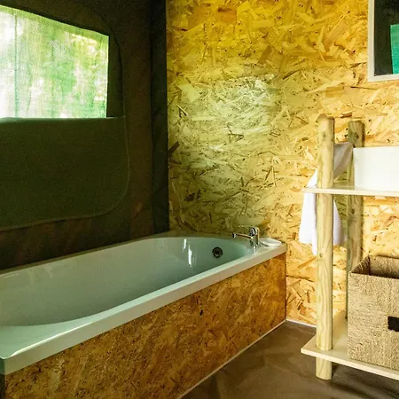 Luxury tent Safari Glamping Portugal Eagle Ventosa (Braga)