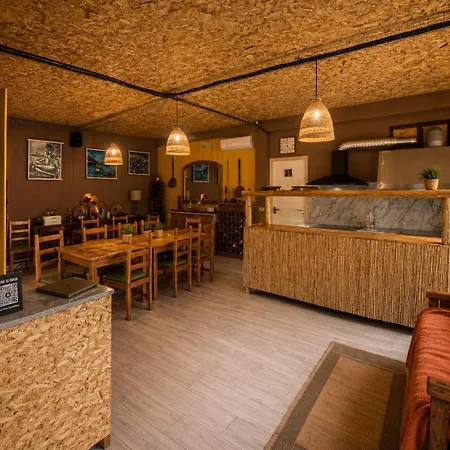 Safari Glamping Portugal Eagle