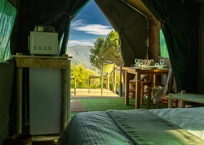 럭셔리텐트 Safari Glamping Portugal Eagle Ventosa (Braga)