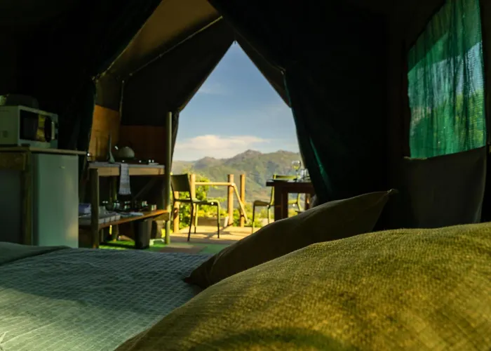 Safari Glamping Portugal Eagle 럭셔리텐트 *